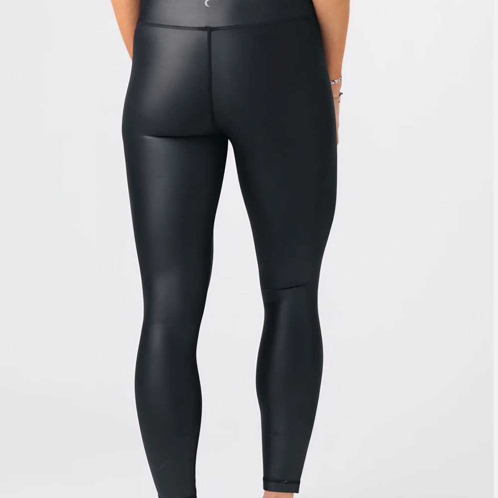 ZYIA ACTIVE Black Metallic Light N Tight Hi-Rise Legging